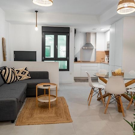 Apartment Andrea In Malaga Center Bagian luar foto