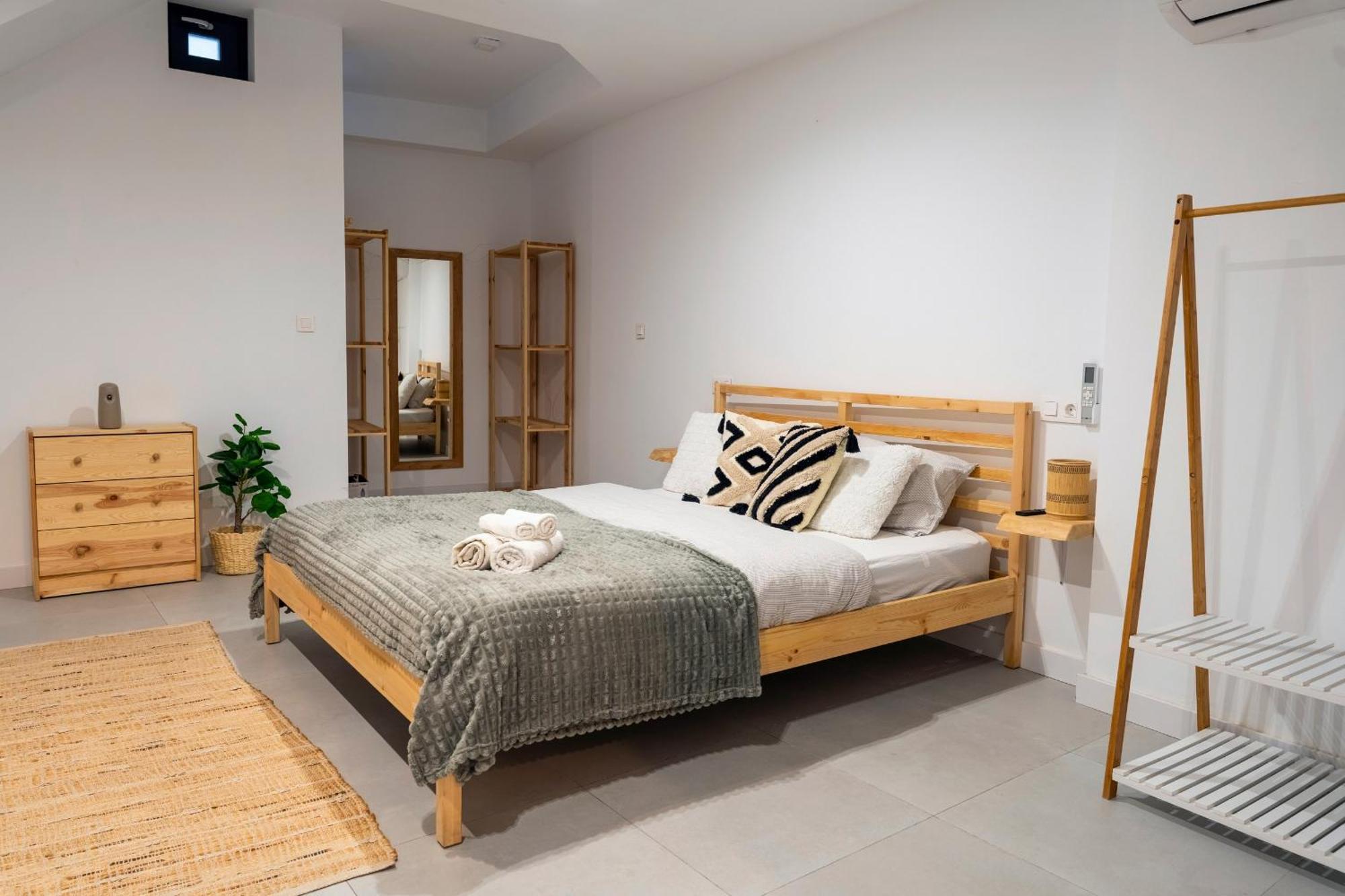 Apartment Andrea In Malaga Center Bagian luar foto