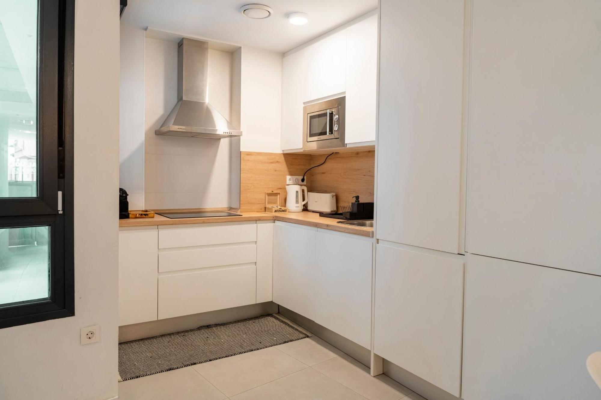 Apartment Andrea In Malaga Center Bagian luar foto